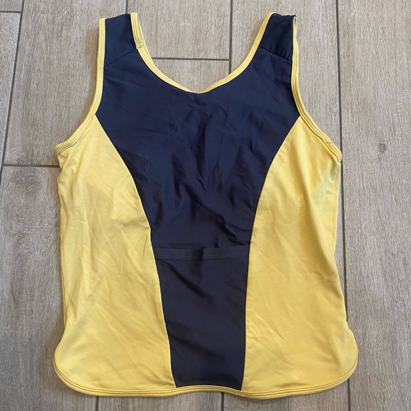 MEC Workout Top!!! - Picture 3 of 3